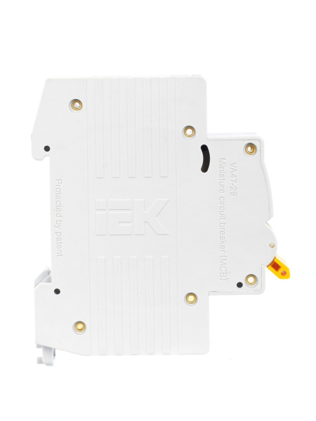 8e42f827805331345621a4ab99085f88261bfe580a006a52fc09712f8a65c05b