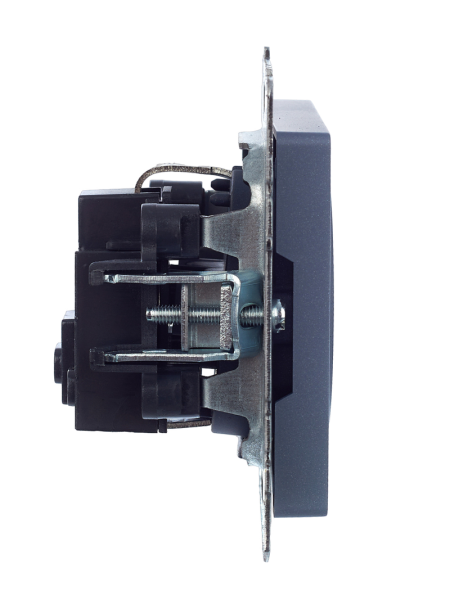 820515213aafe2e6184c17028355aff26e7b7d8b3fbacc9594d5ffb235ff3f5f