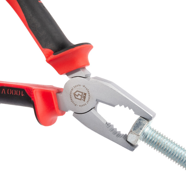 4combpliers_standart_use_2